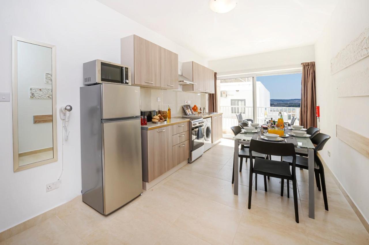 Summer Breeze Comfort Sunny Apartments Close To The Sandy Beaches - By Getawaysmalta 梅利哈 外观 照片