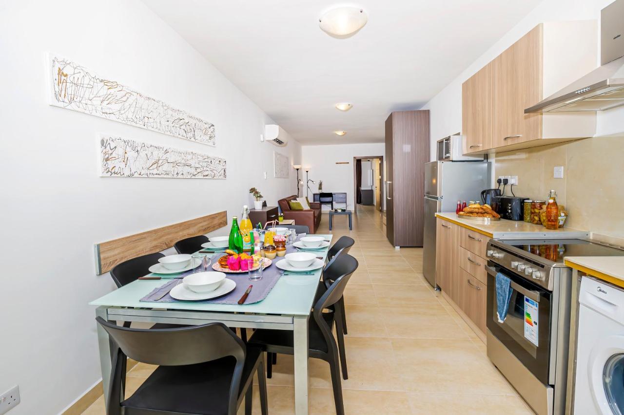 Summer Breeze Comfort Sunny Apartments Close To The Sandy Beaches - By Getawaysmalta 梅利哈 外观 照片